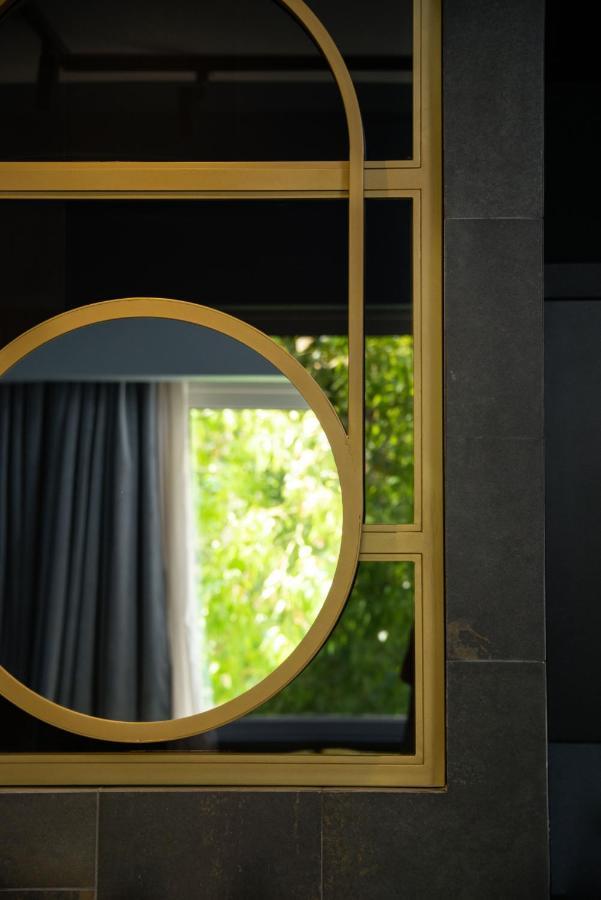 Colors Hotel Атина Екстериор снимка