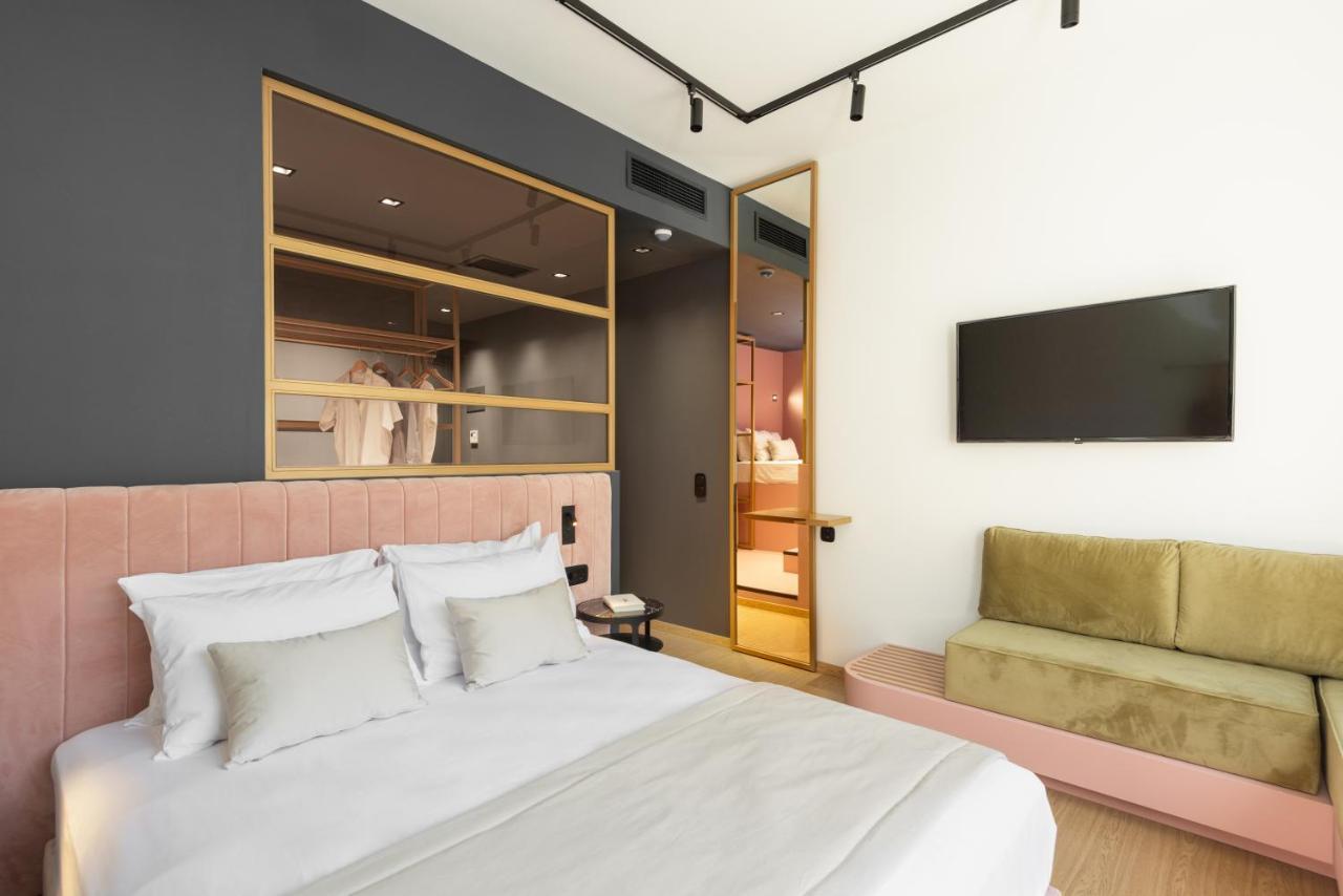 Colors Hotel Атина Екстериор снимка