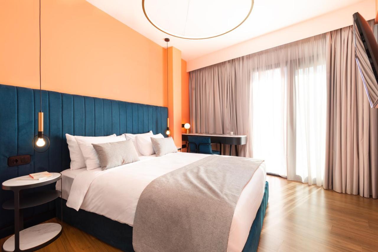 Colors Hotel Атина Екстериор снимка