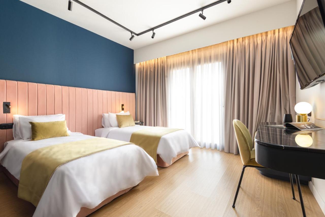 Colors Hotel Атина Екстериор снимка