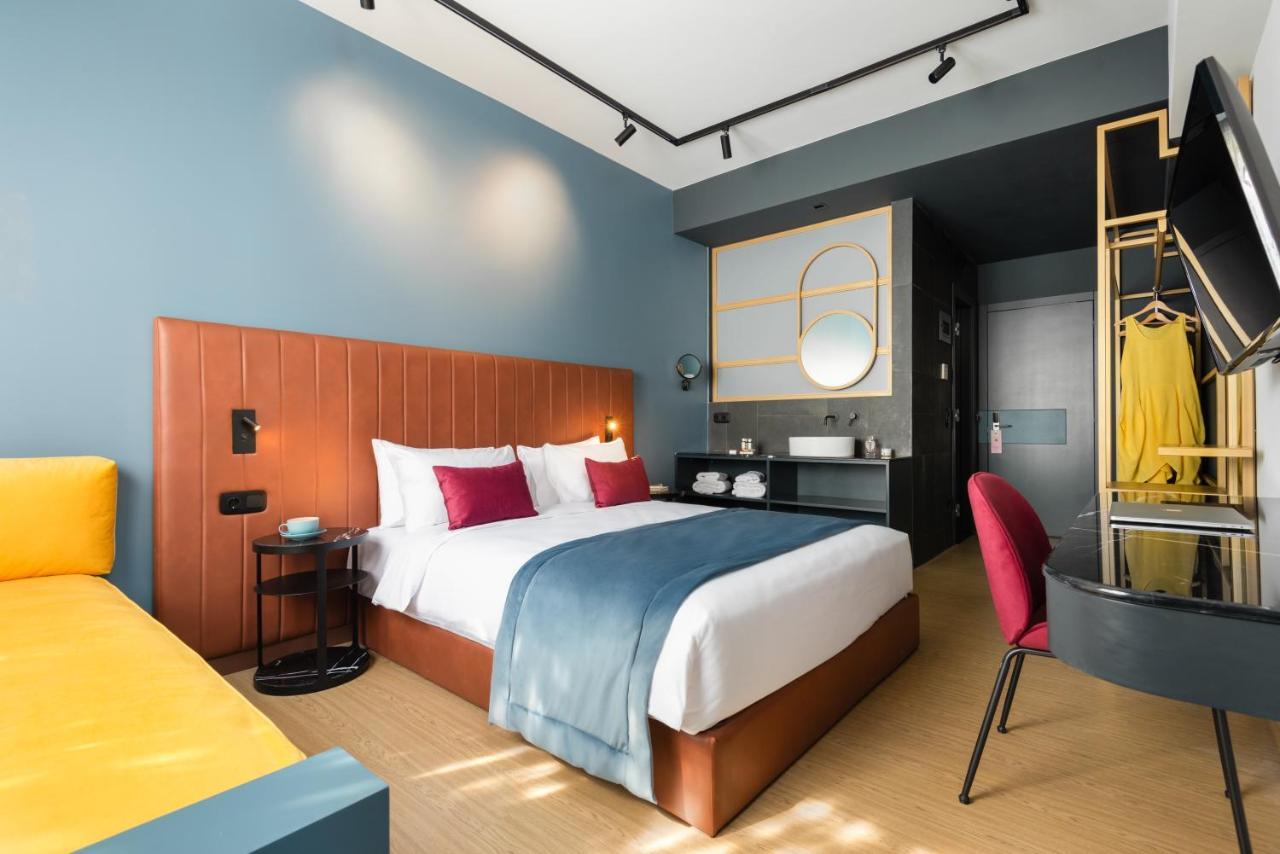 Colors Hotel Атина Екстериор снимка