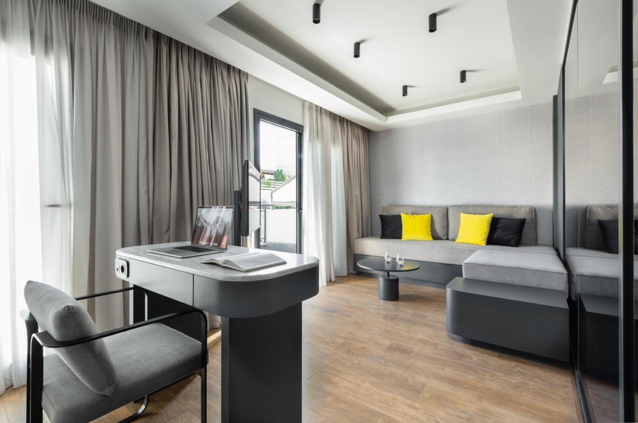 Colors Hotel Атина Екстериор снимка