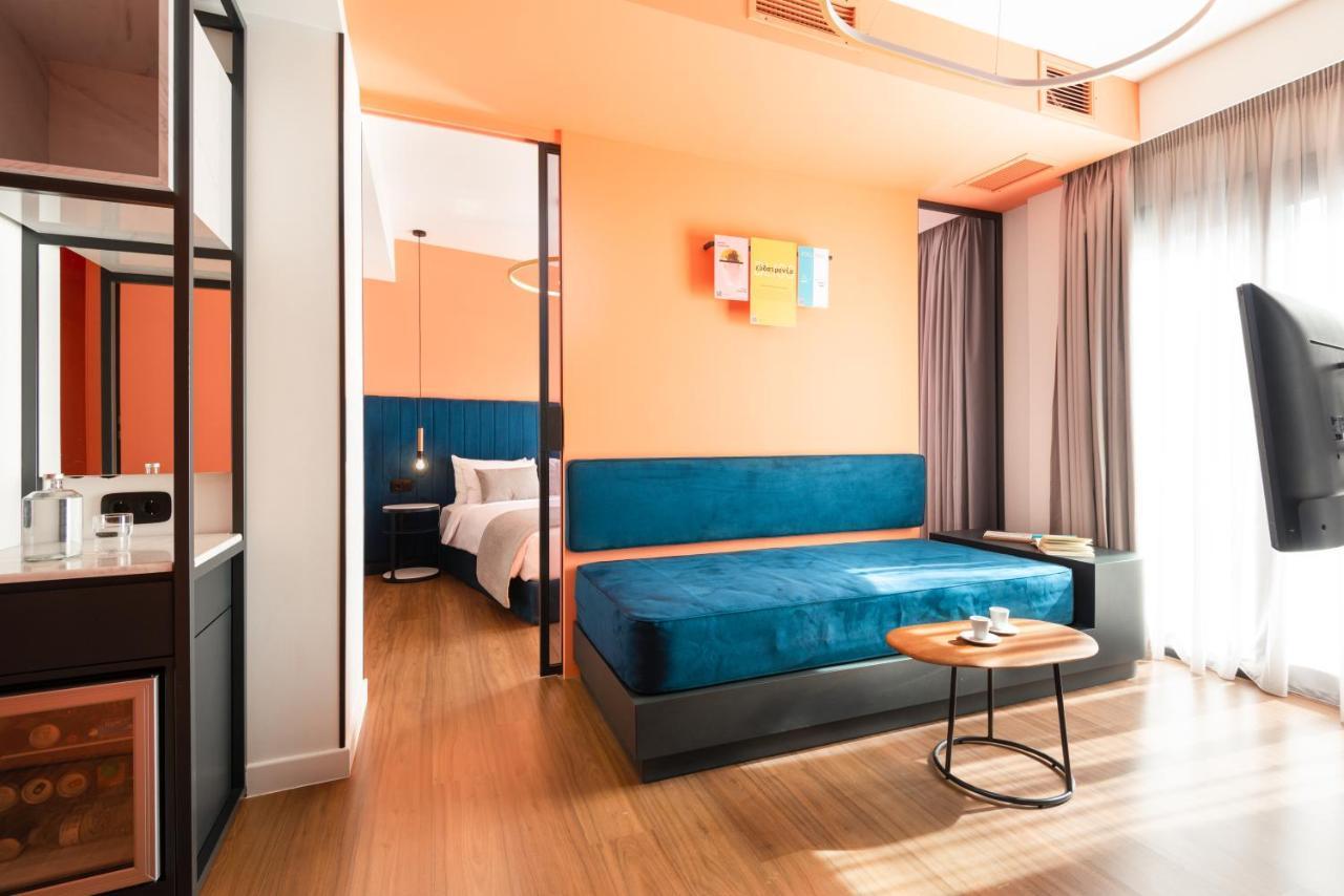 Colors Hotel Атина Екстериор снимка