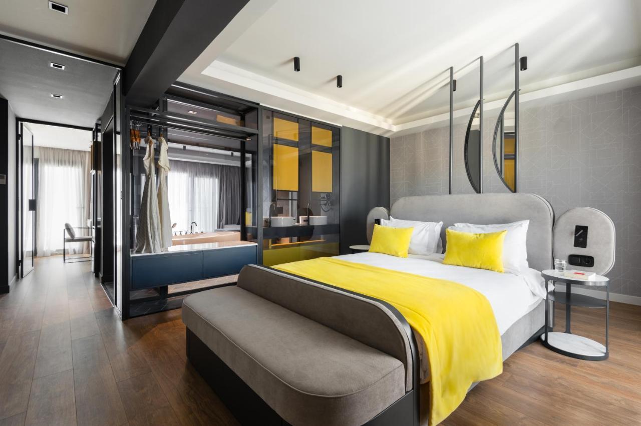 Colors Hotel Атина Екстериор снимка