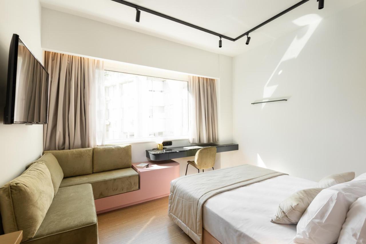 Colors Hotel Атина Екстериор снимка