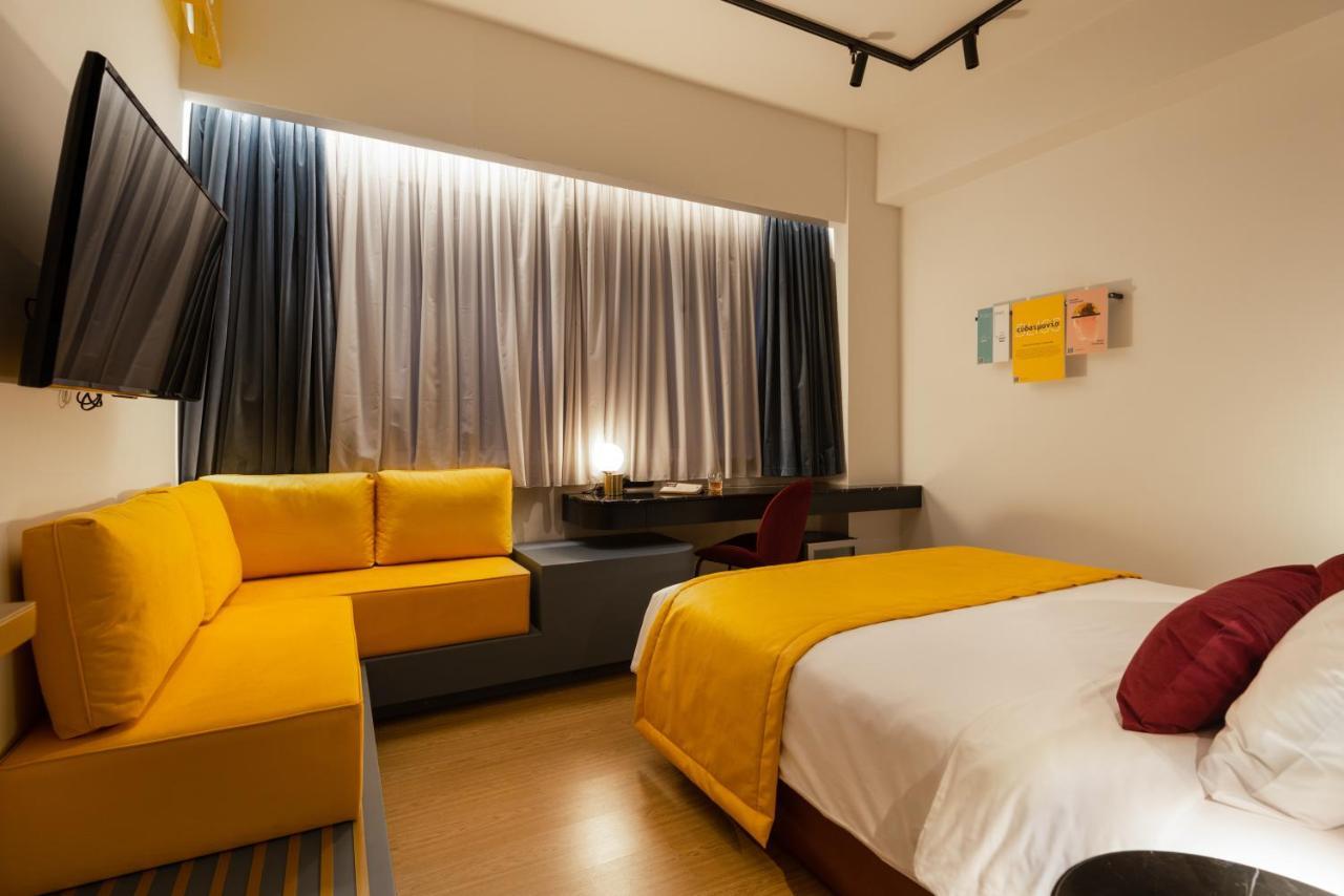 Colors Hotel Атина Екстериор снимка