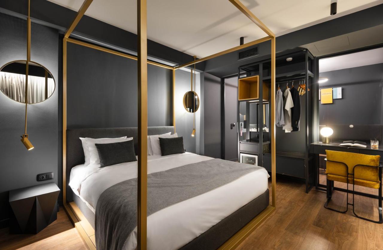 Colors Hotel Атина Екстериор снимка
