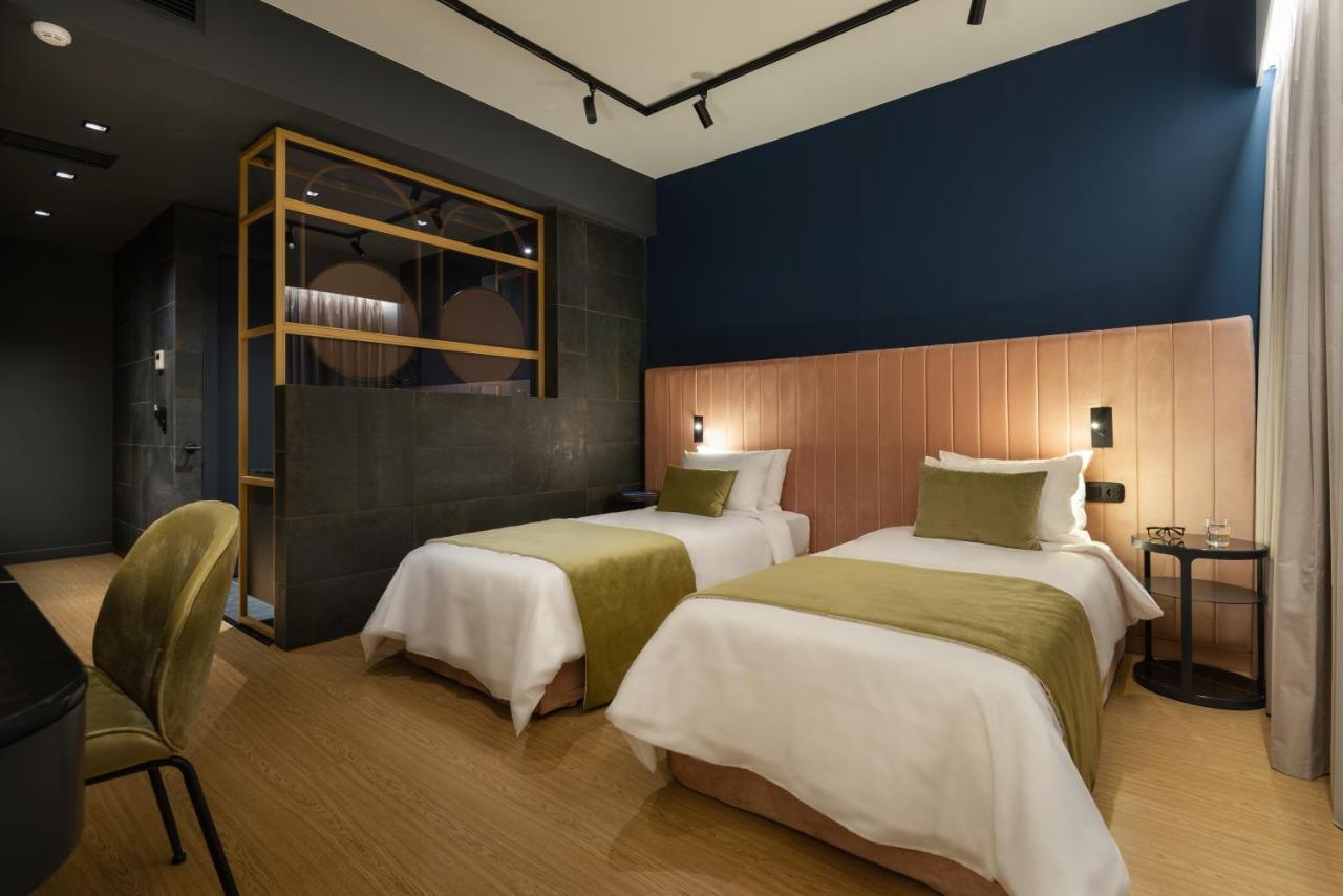 Colors Hotel Атина Екстериор снимка