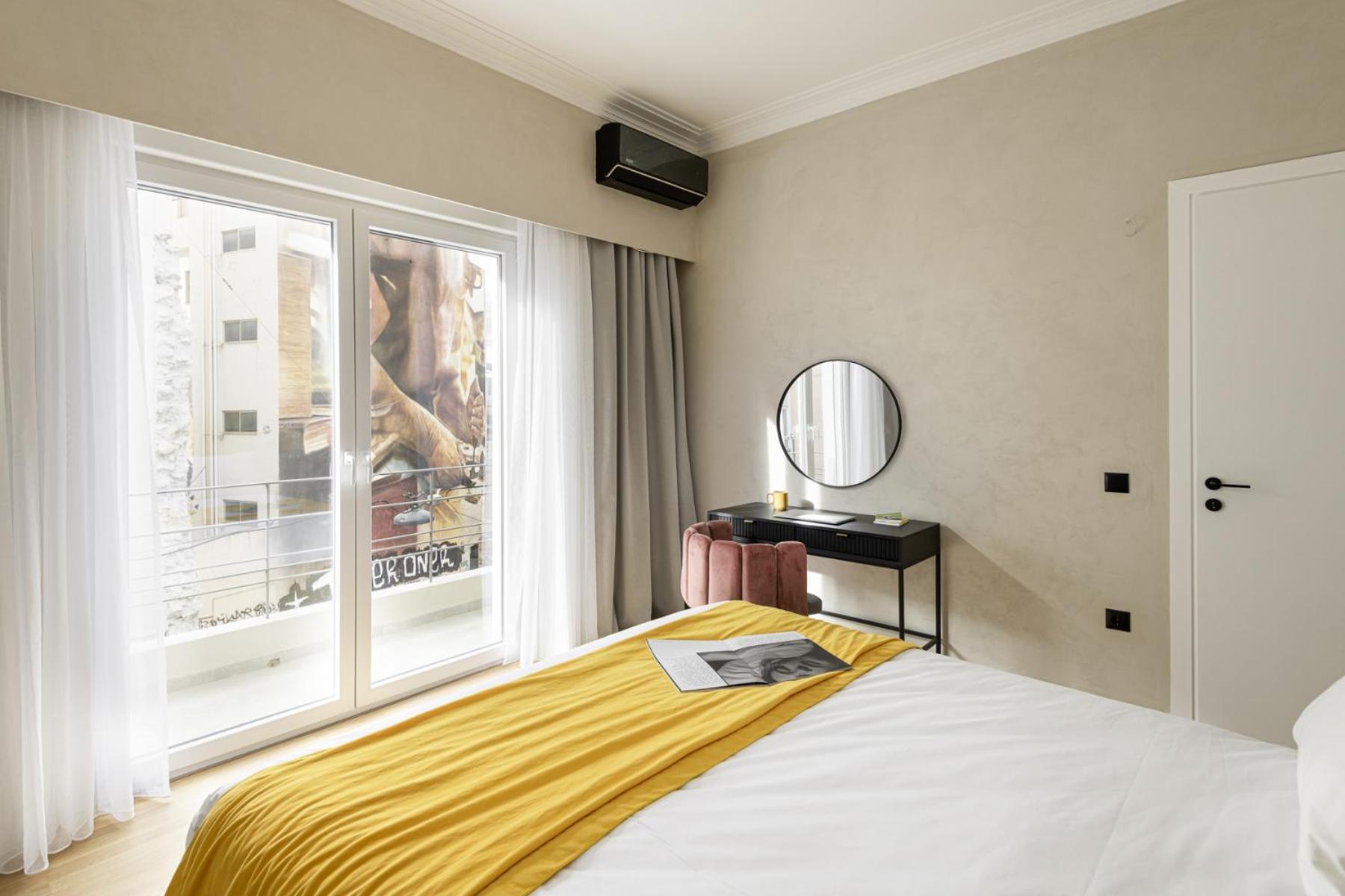 Colors Hotel Атина Екстериор снимка